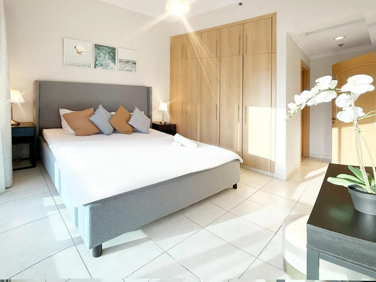 Cozy 1 Bedroom Apartment With Marina And Sea View Z1306 Dubai