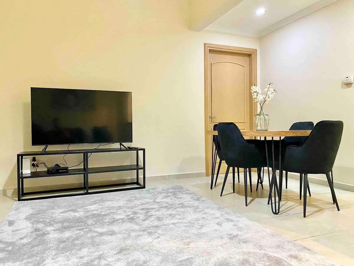 Cozy 1 Bedroom Apartment With Marina And Sea View Z1306 Dubai 0*,  United Arab Emirates